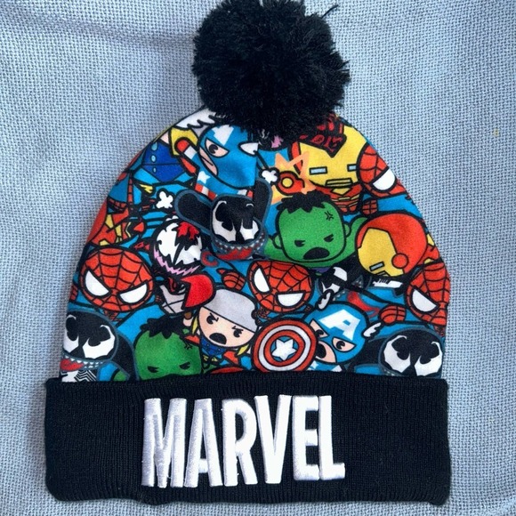 Berretto Marvel In Maglia Grigia Con Logo Brick – Poliestere, Licenza Ufficiale, Unisex